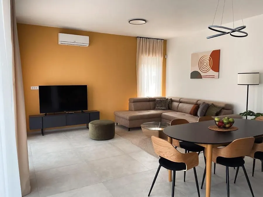 Vila More S Privatnim Bazenom Pomer Villa
