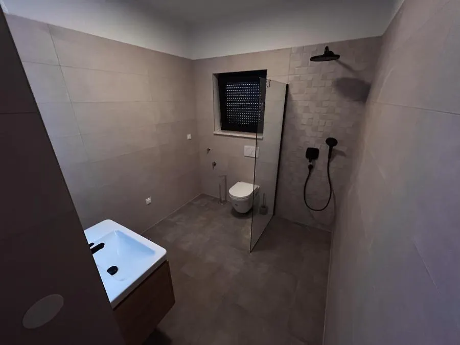 Villa Vila More S Privatnim Bazenom Pomer